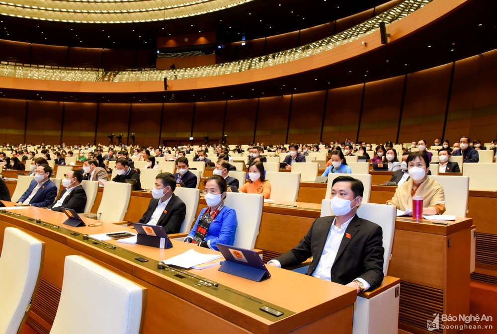 Quốc hội thảo luận về kinh tế