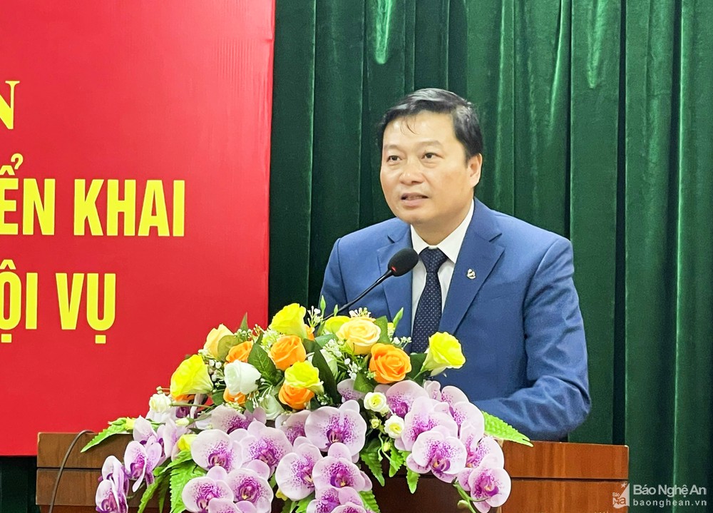 bna_avinh4921919_1112022.jpg