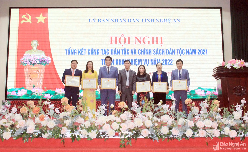 bna_ban_dan_toc3_thanh_quynh8722902_1412022.jpg