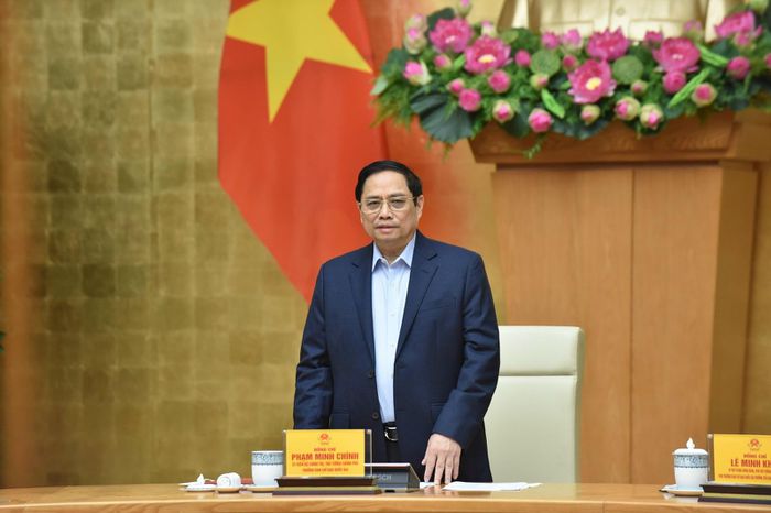 Thủ tướng tiếp tục yêu cầu triển khai thần tốc chiến dịch tiêm chủng vaccine phòng COVID-19 mùa Xuân
