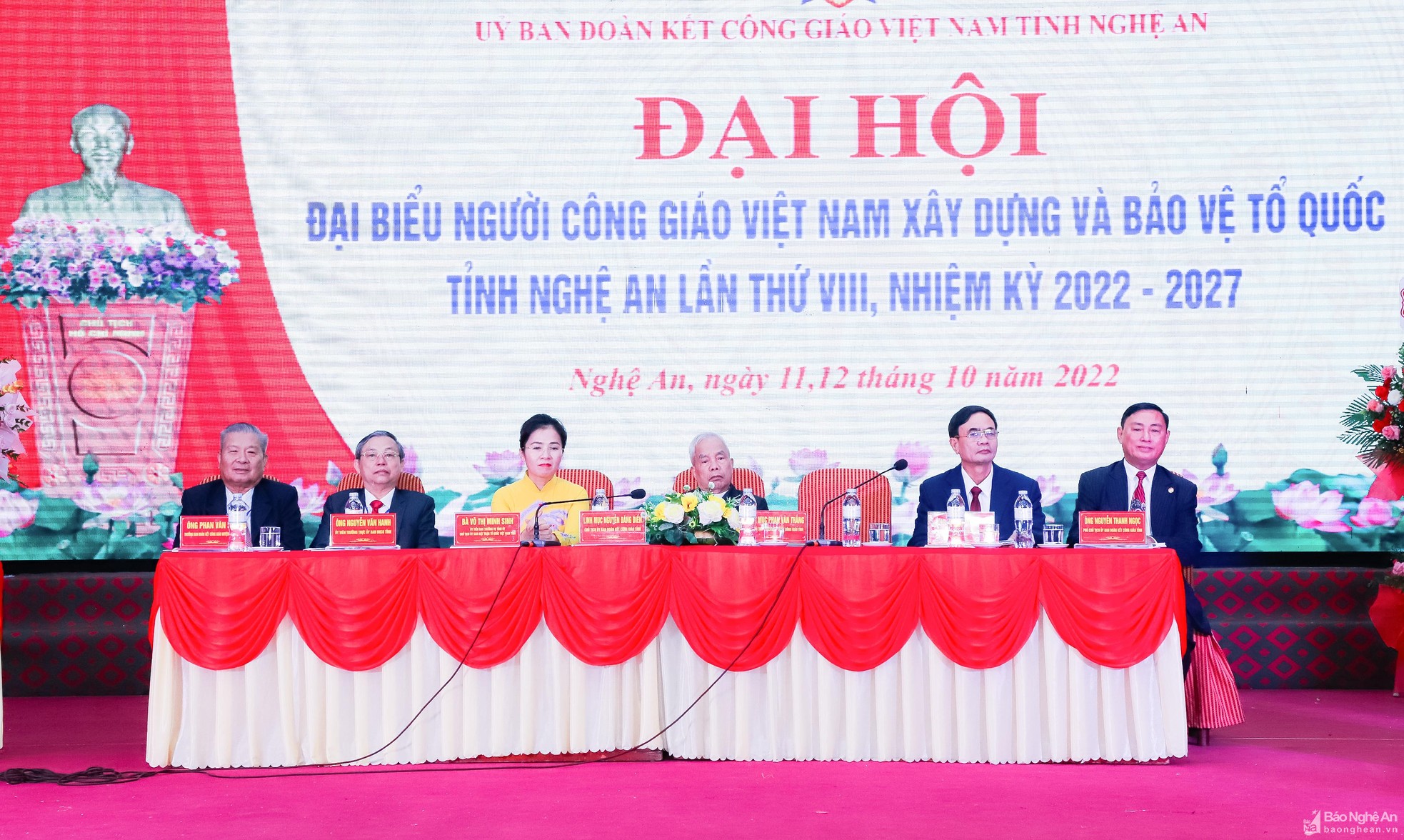 bna-doan-chu-tich-dieu-hanh-dai-hoi-2200.jpg