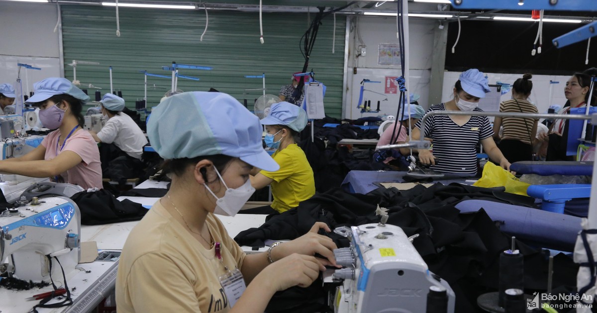 Ngân hàng, doanh nghiệp không mặn mà với gói cho vay hỗ trợ lãi suất 2%, vì sao?