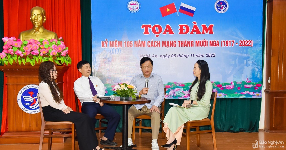 Nghệ An: Tọa đàm kỷ niệm 105 năm Cách mạng Tháng Mười Nga (1917