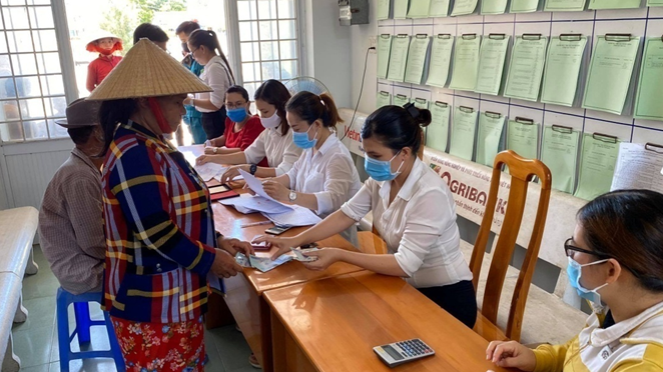 Triển khai Nghị quyết 11/NQ-CP: Đơn giản hóa thủ tục hỗ trợ người lao động