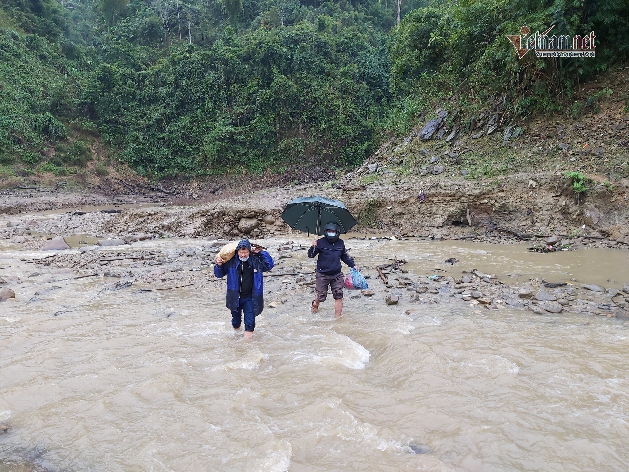 tinngan_092325_551828115_0.jpg