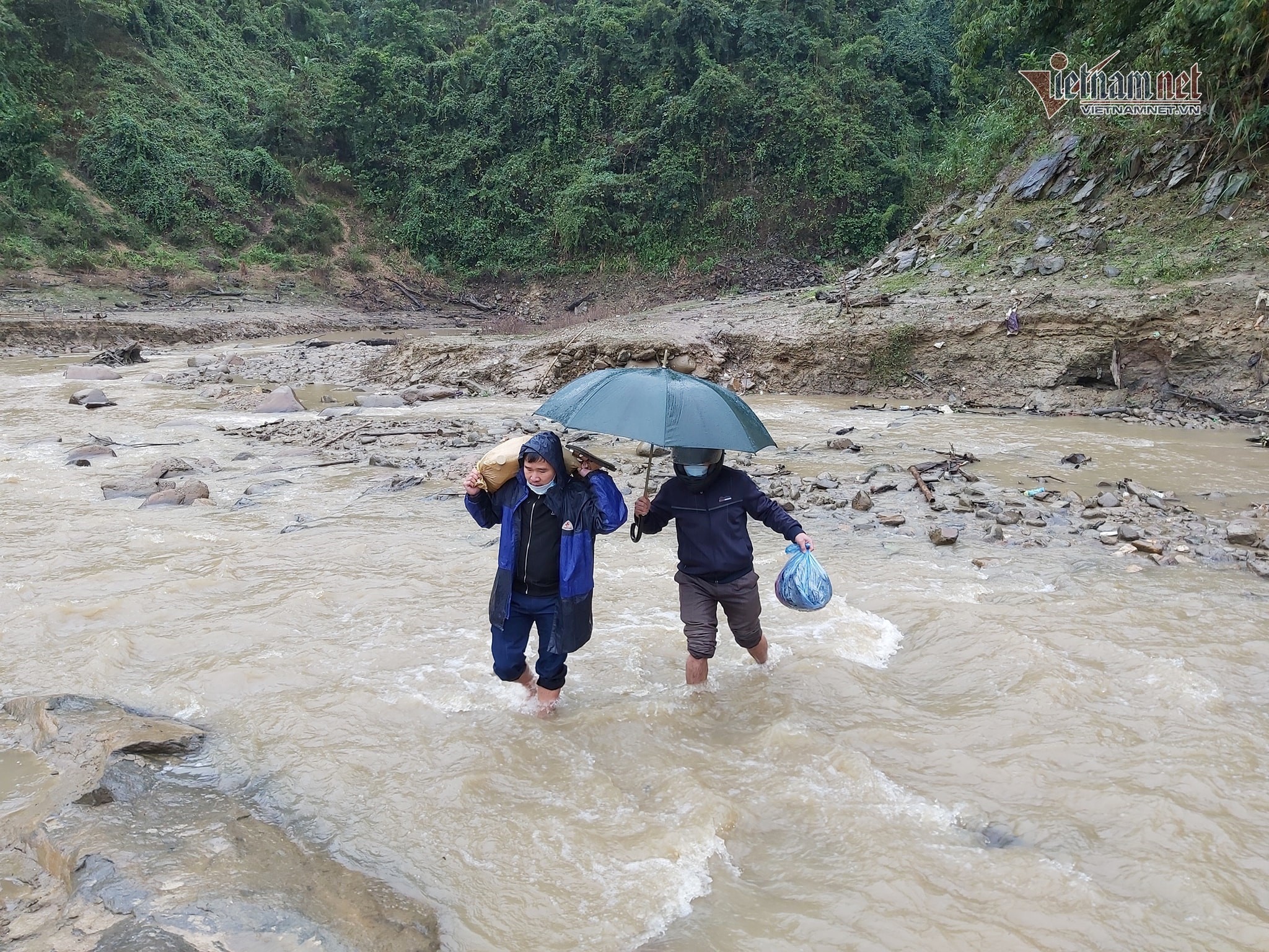 tinngan_092326_701278020_1.jpg