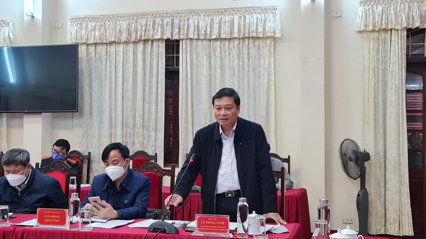 ban_le_hong_vinh1529816_132022.jpg