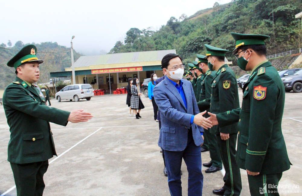 bna_trung_uong_doan_don_bien_phong_thanh_quynh6703484_232022.jpg