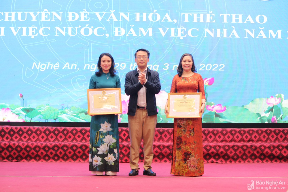 bna_ldld_cdva_ao_dai3262246_2932022.jpg