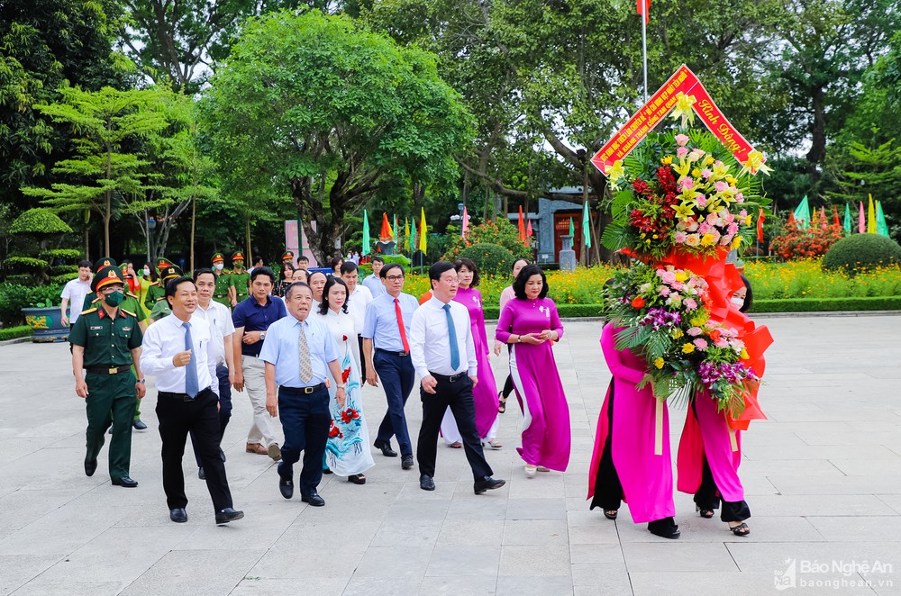 bna_dang_hoa4707213_1652022.jpg