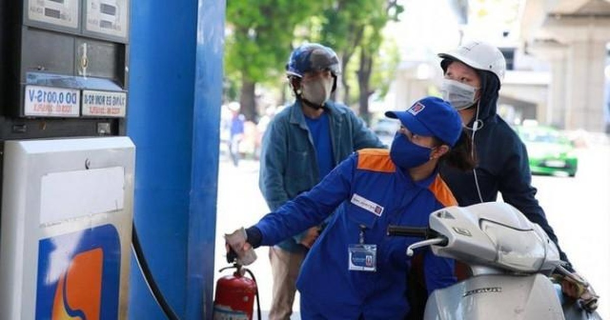 Triển khai ngay Nghị quyết của Ủy ban Thường vụ Quốc hội về mức thuế bảo vệ môi trường đối với xăng, dầu, mỡ nhờn