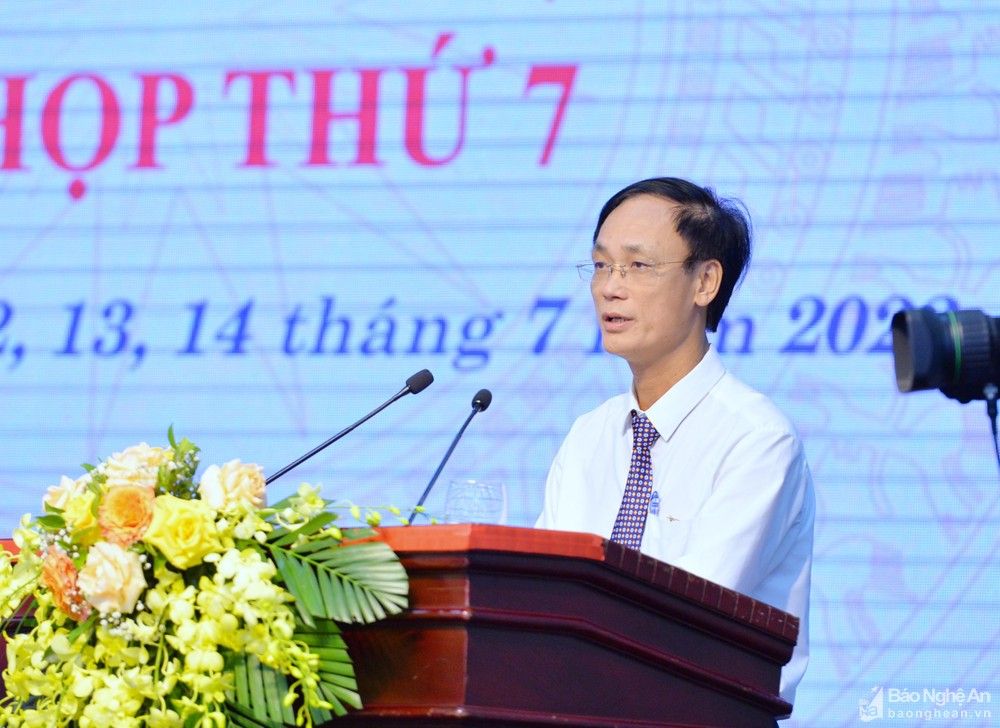 Giám đốc Sở Xây dựng Nghệ An trả lời chất vấn, nêu giải pháp khắc phục bất cập trong công tác lập, quản lý quy hoạch