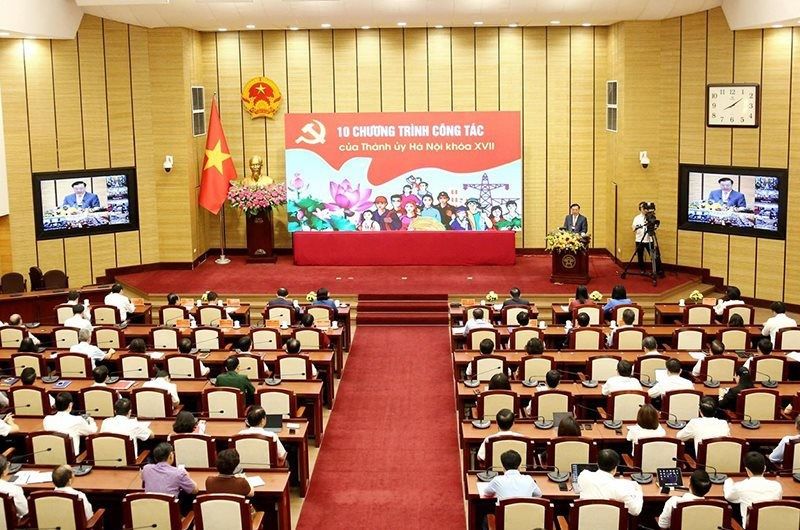 Hà Nội: Bí thư, Chủ tịch sẽ đánh giá xếp loại cán bộ hằng tháng