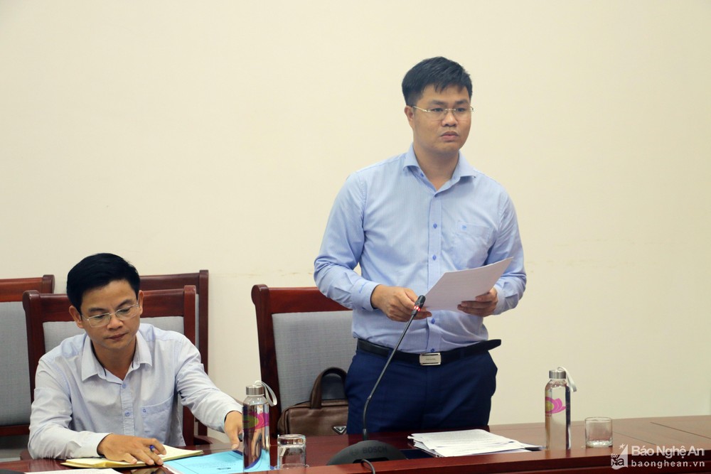 bna-pho-giam-doc-so-ngoai-vu-pham-van-toan-bao-cao-ve-viec-lay-y-kien-du-thao-quy-che-quan-ly-va-su-dung-vien-tro-anh-my-ha-692.jpg