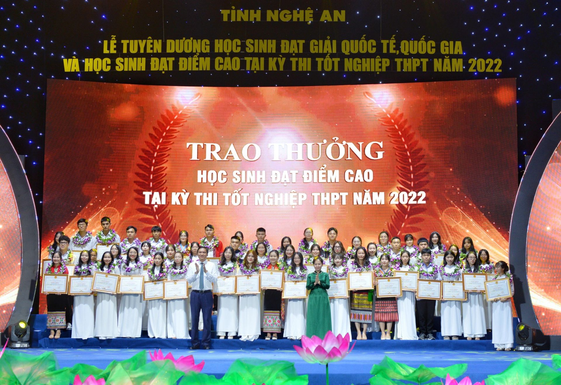 trao-thuong-3.jpg