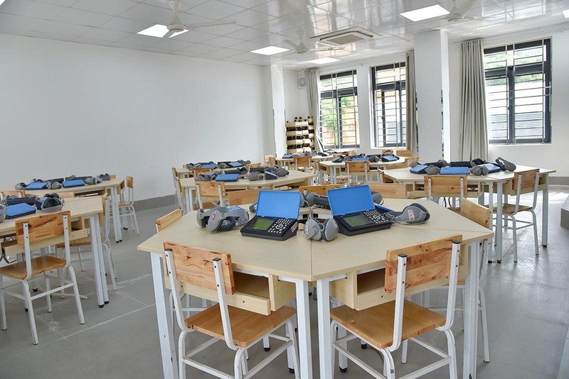 phong-hoc-cong-nghe-cua-truong-thpt-ky-son-do-trungnam-group-tang-5859.jpg