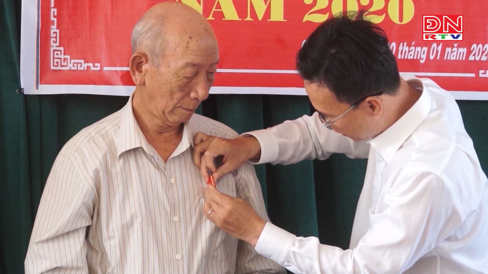 Bộ Quốc phòng trả lời kiến nghị của cử tri về việc khen thưởng thành tích trong kháng chiến, bảo vệ Tổ quốc