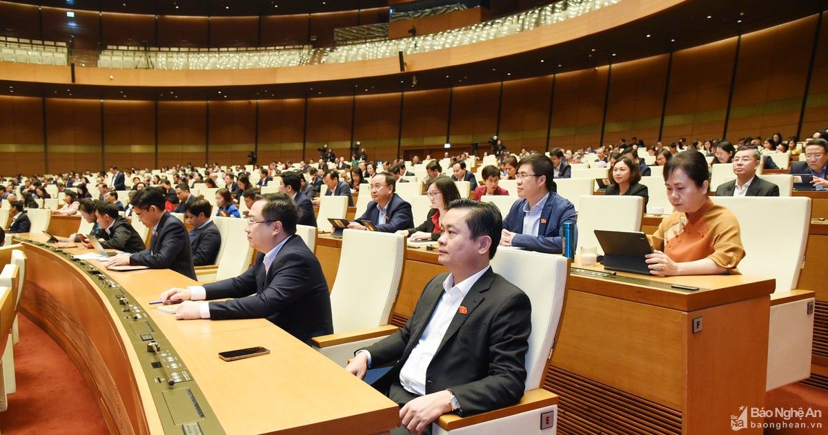 Quốc hội đồng ý tiếp tục thực hiện một số chính sách phòng, chống dịch Covid-19 đến ngày 31/12/2023