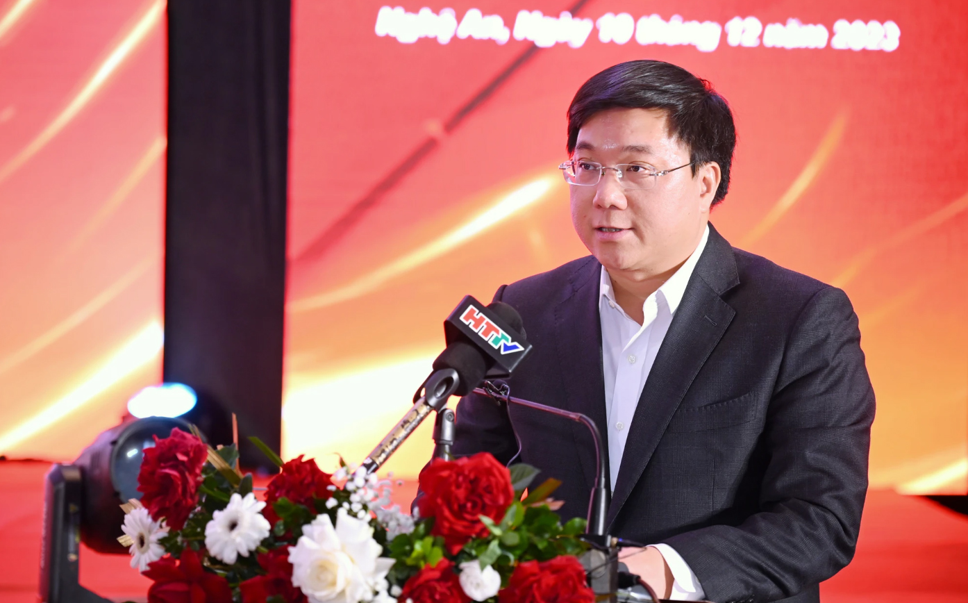 Thứ trưởng Bộ Kế hoạch và Đầu tư Trần Duy Đông phát biểu tại hội nghị. Ảnh: Thành Cường