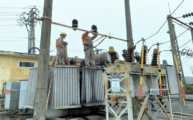 Sở Công thương trả lời cử tri xã Hưng Trung, huyện Hưng Nguyên về nâng công suất các trạm biến áp