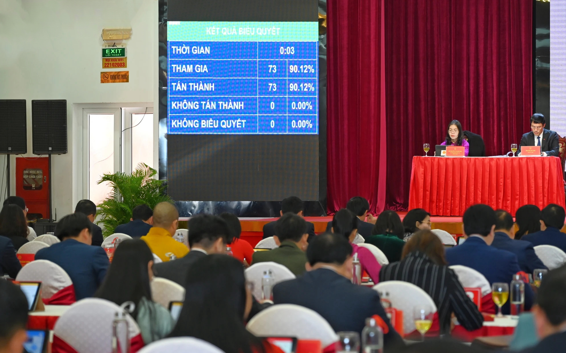 HĐND tỉnh Nghệ An thông qua Nghị quyết quy định chức danh, mức phụ cấp đối với người hoạt động không chuyên trách ở cấp xã, ở thôn, xóm, khối, bản