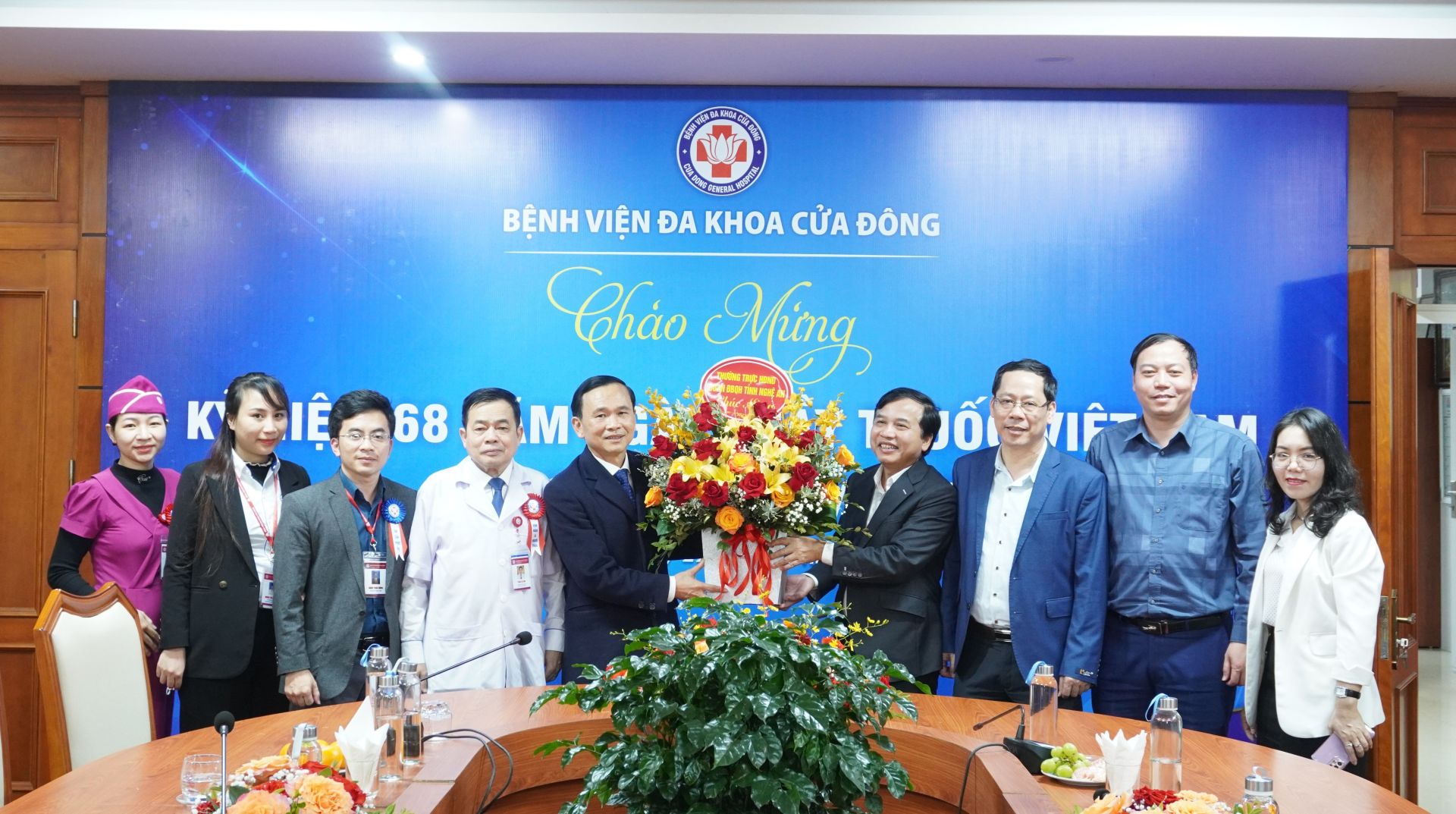 benh-vien-a-khoa-cua-ong1.jpg