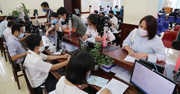 Bộ Nội vụ đề xuất trợ cấp cho cán bộ dôi dư sau sáp nhập