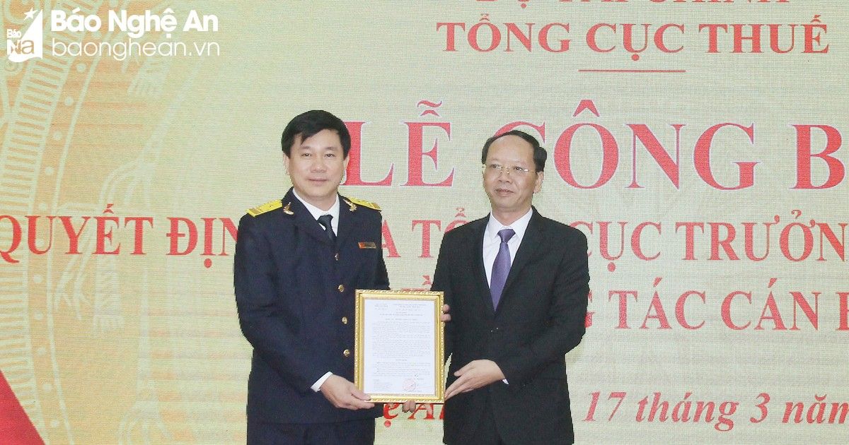 Trao Quyết định bổ nhiệm Phó Cục trưởng Cục Thuế tỉnh Nghệ An