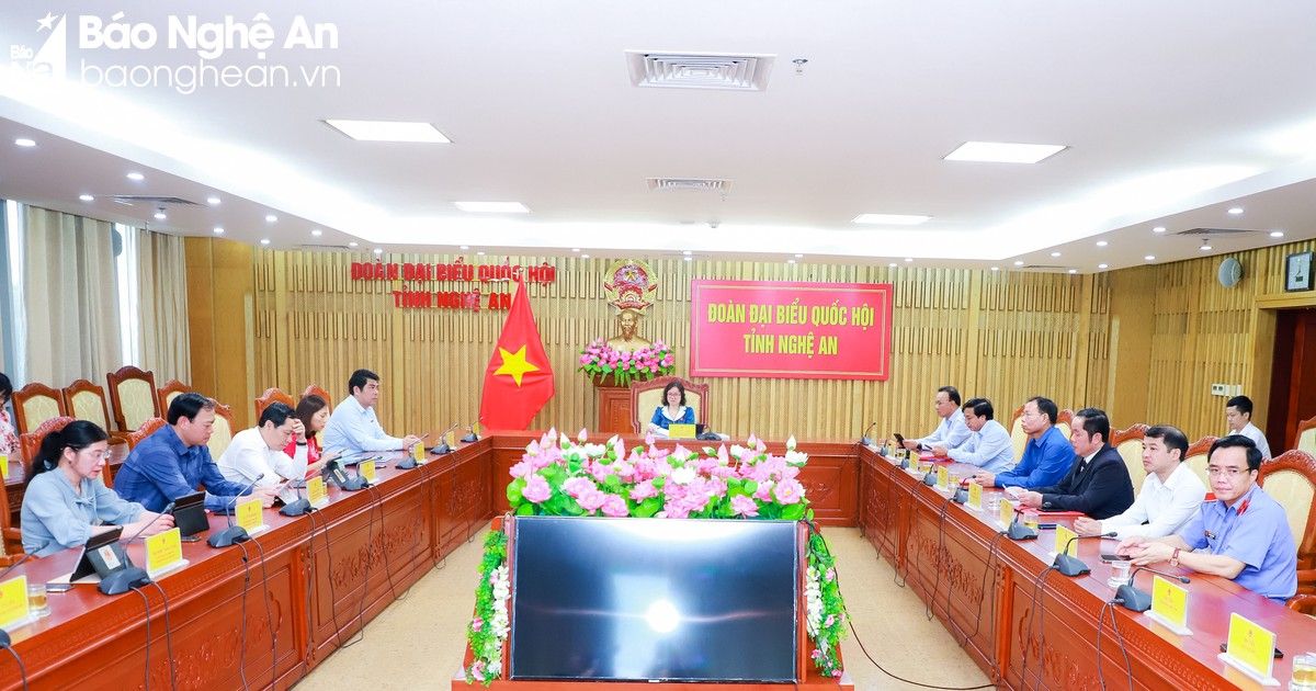 Đoàn đại biểu Quốc hội Nghệ An tham gia phiên chất vấn Chánh án TAND Tối cao, Viện trưởng VKSND Tối cao