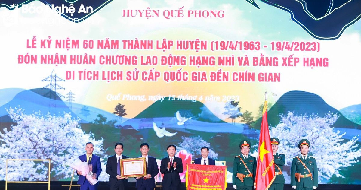 Trọng thể Lễ kỷ niệm 60 năm thành lập huyện Quế Phong