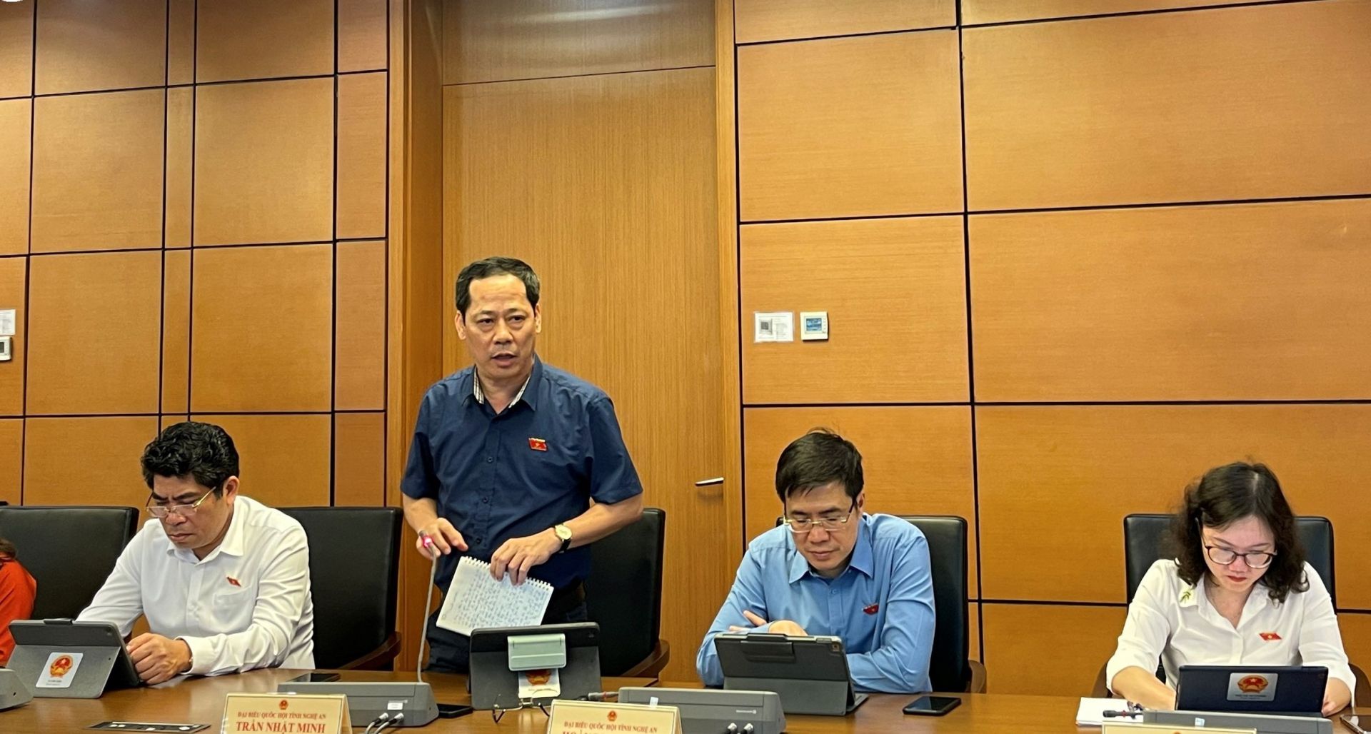 Đề xuất tăng hạn tuổi phục vụ cao nhất của sĩ quan, hạ sĩ quan, công nhân công an