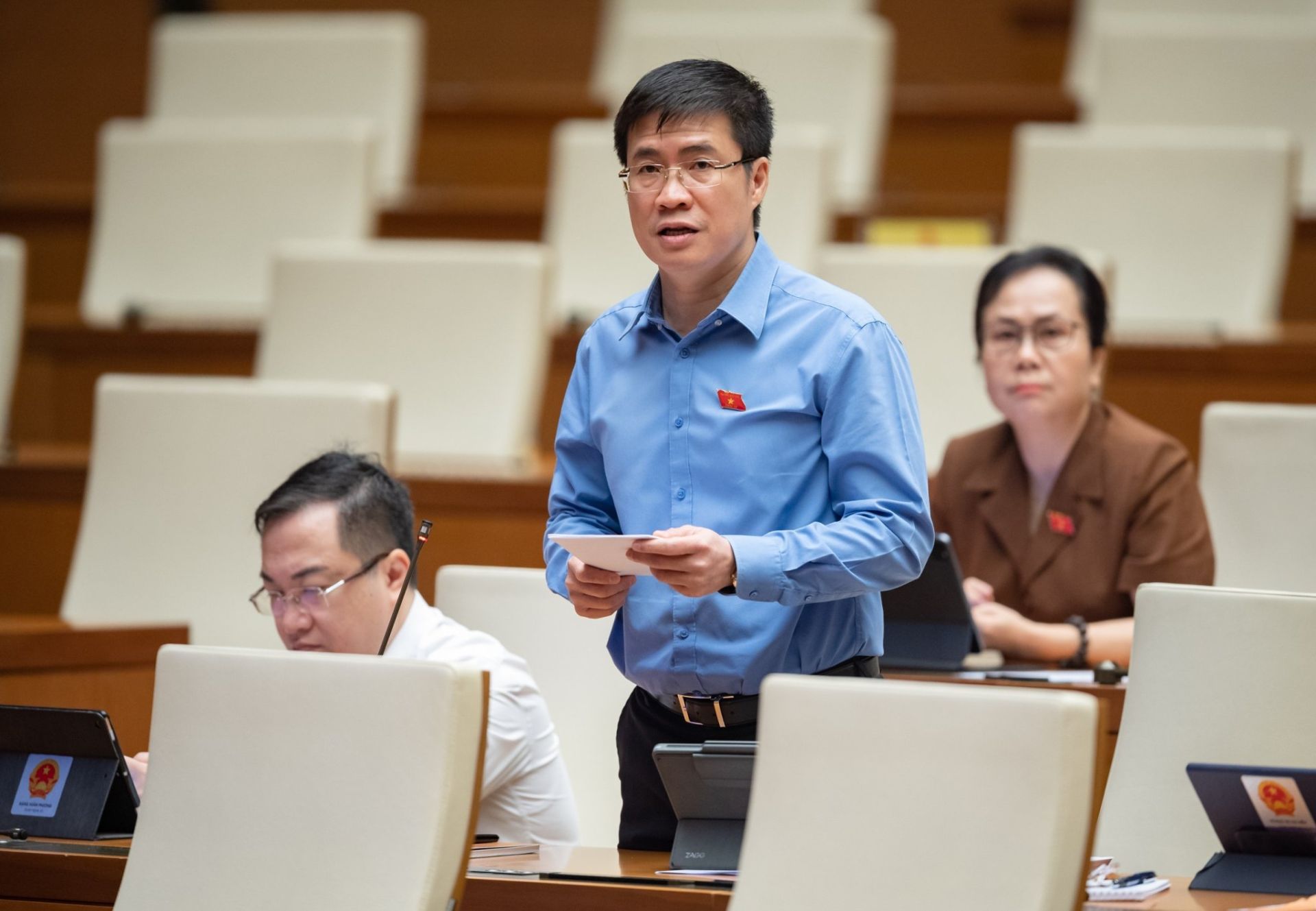 Đại biểu đoàn Nghệ An đề nghị Quốc hội giám sát việc thực hiện quy định pháp luật về xây dựng các hệ thống thông tin, cơ sở dữ liệu