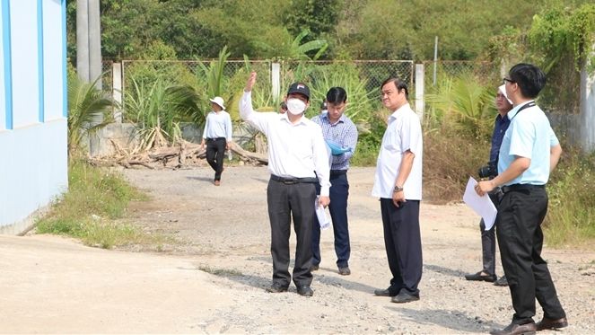 Đi đâu xa cũng nhớ mình là đại biểu của dân