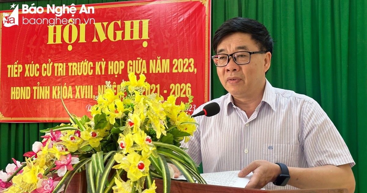 Phó Bí thư Thường trực Tỉnh ủy Nguyễn Văn Thông tiếp xúc cử tri tại huyện Quỳ Châu