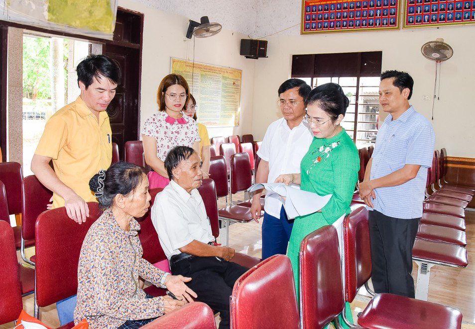 Cử tri đề nghị khắc phục bất cập, đẩy nhanh tiến độ thi công cao tốc Bắc - Nam đoạn qua Diễn Châu