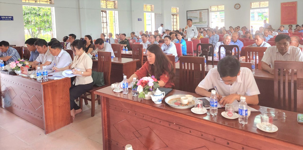 Đại biểu HĐND tỉnh tiếp xúc cử tri cụm xã Hùng - Hoàng - Trường và cụm xã Hải - Mỹ - Hồng - Phong tại xã Diễn Hoàng và xã Diễn Hải, huyện Diễn Châu