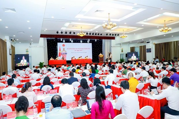 Kỳ họp thứ 14 HĐND tỉnh Nghệ An khóa XVIII