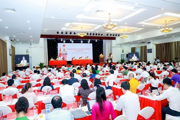 Kỳ họp thứ 15 HĐND tỉnh Nghệ An khóa XVIII