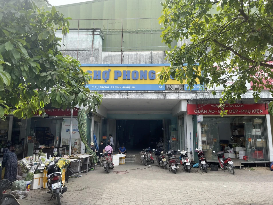 Bộ Công thương trả lời kiến nghị cử tri về đề nghị trình Chính phủ ban hành Nghị định thay thế Nghị định số 02/2003/NĐ-CP ngày 14/01/2003 về phát triển và quản lý chợ