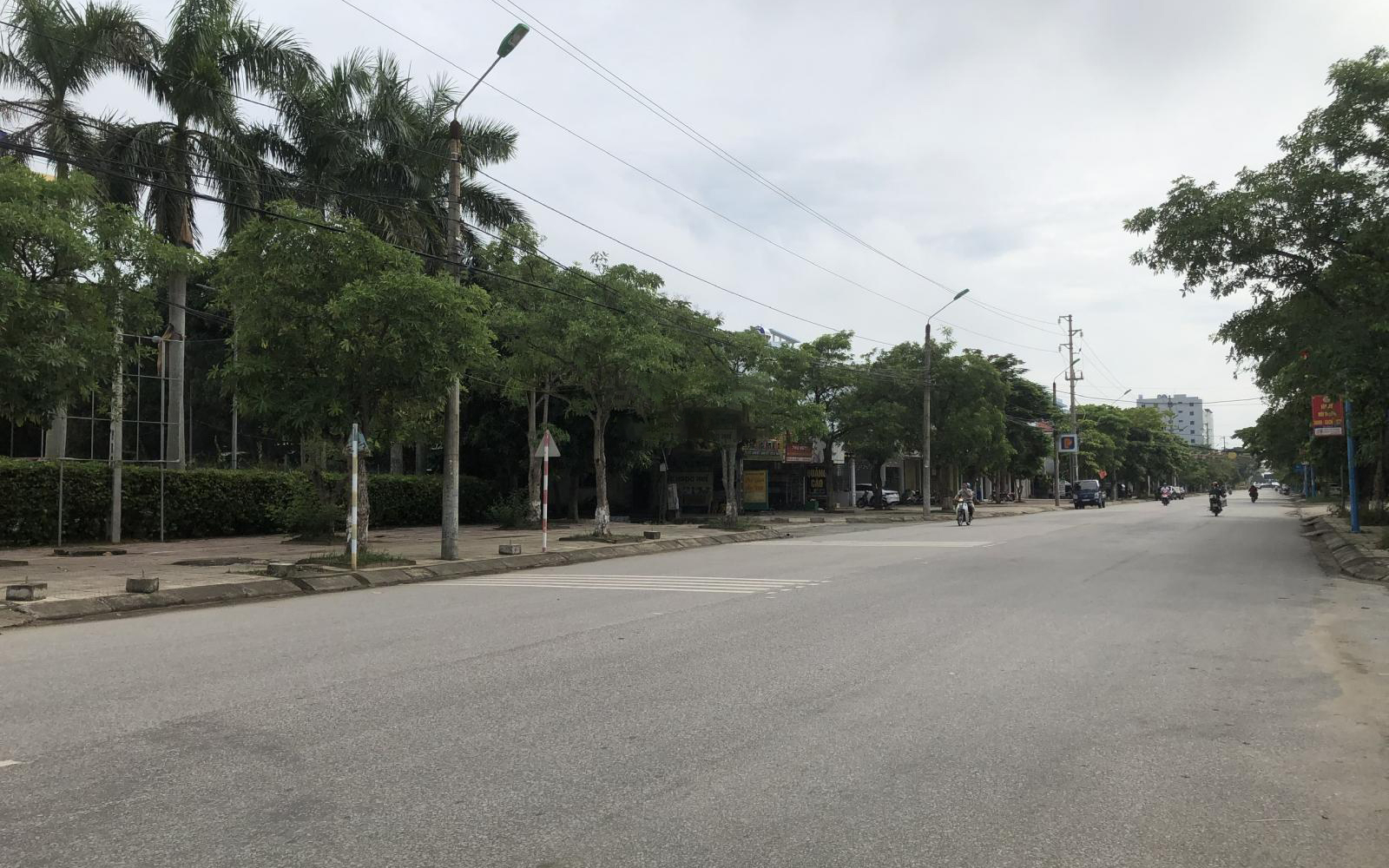 Cử tri phường Nghi Thu, thị xã Cửa Lò kiến nghị đẩy nhanh tiến độ dự án nâng cấp đường Sào Nam