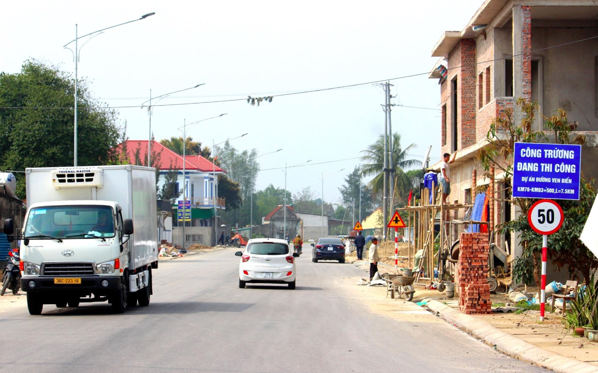 UBDN tỉnh trả lời kiến nghị cử tri Nguyễn Đình Hòe, trú tại thị xã Cửa Lò về an toàn giao thông trên tuyến đường ven biển