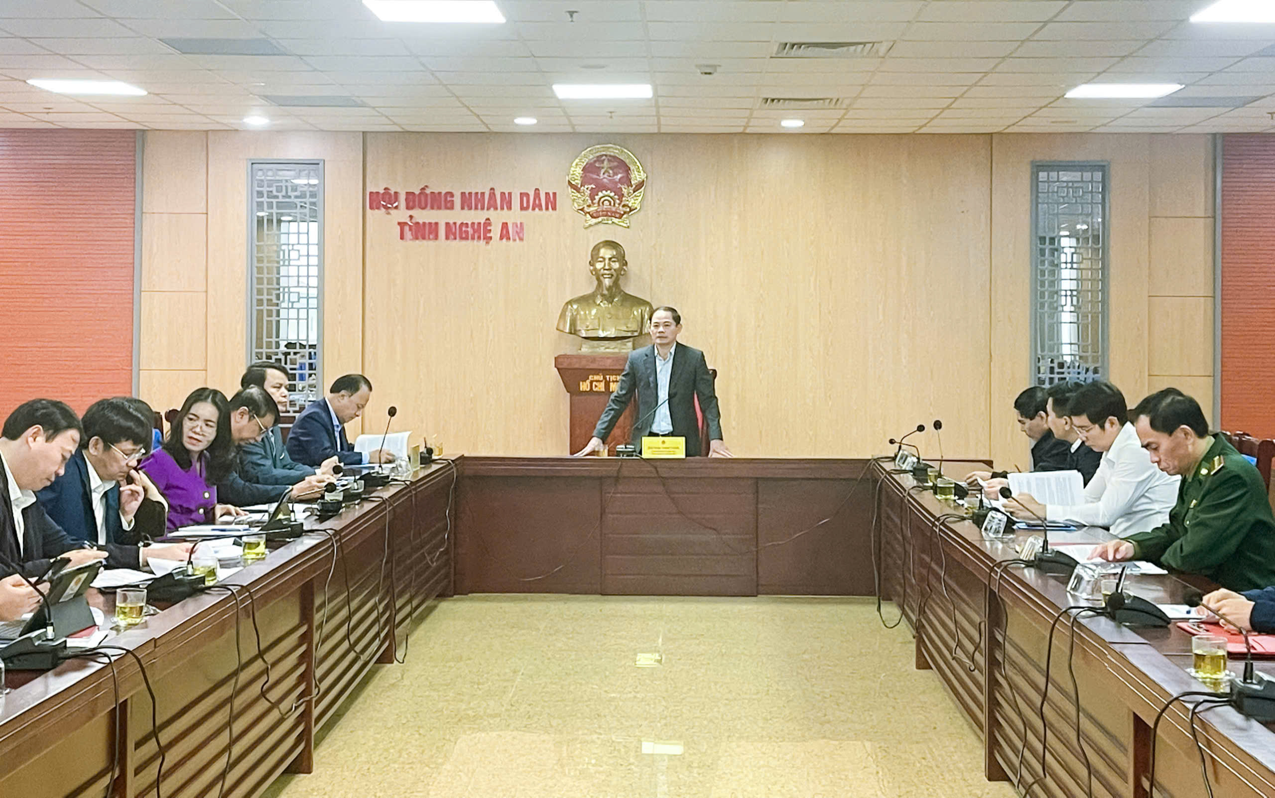 Ban Pháp chế HĐND tỉnh thẩm tra dự thảo Nghị quyết quy định biện pháp cho phương tiện cơ giới đường bộ qua lại biên giới Việt Nam – Lào qua cửa khẩu phụ trên địa bàn tỉnh Nghệ An