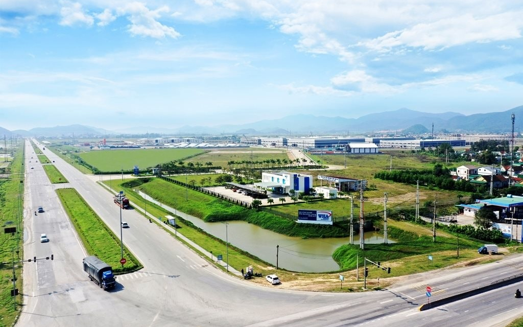 Ban Quản lý khu kinh tế Đông Nam trả lời cử tri xã Nghi Phương, huyện Nghi Lộc về xây dựng hệ thống mương tiêu thoát nước qua khu vực Khu công nghiệp WHA