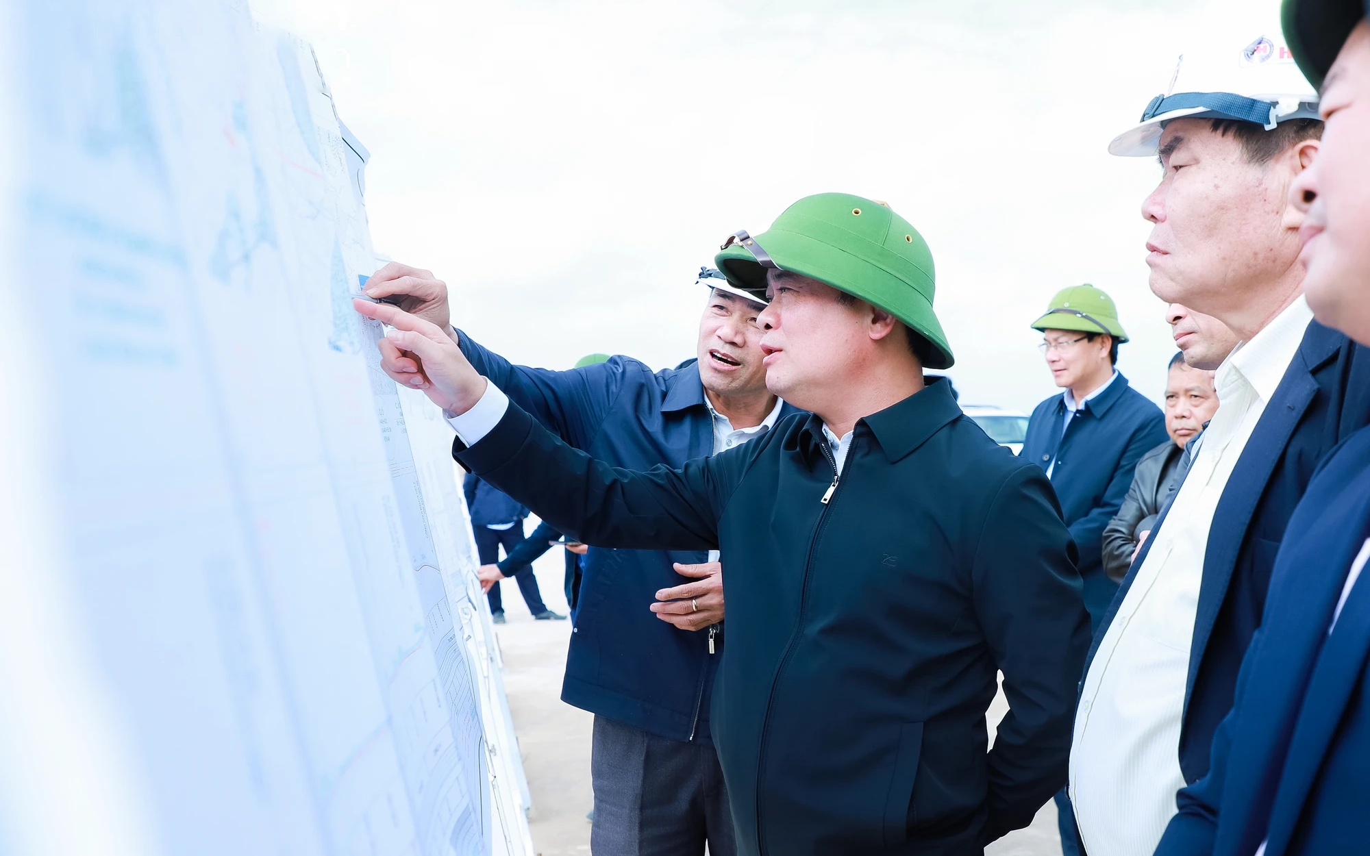 Bí thư Tỉnh ủy Thái Thanh Quý kiểm tra tiến độ một số dự án trọng điểm về giao thông và an ninh năng lượng quốc gia trên địa bàn tỉnh