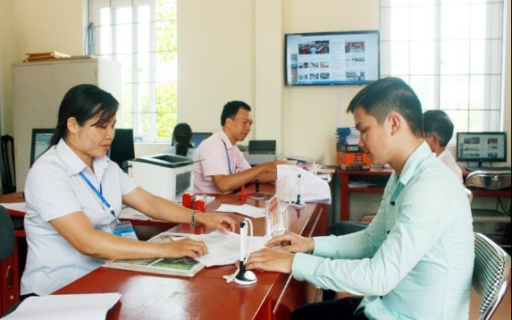 Sở Nội vụ trả lời cử tri xã Lượng Minh, huyện Tương Dương về chế độ của cán bộ không chuyên trách cấp xã và thôn, bản