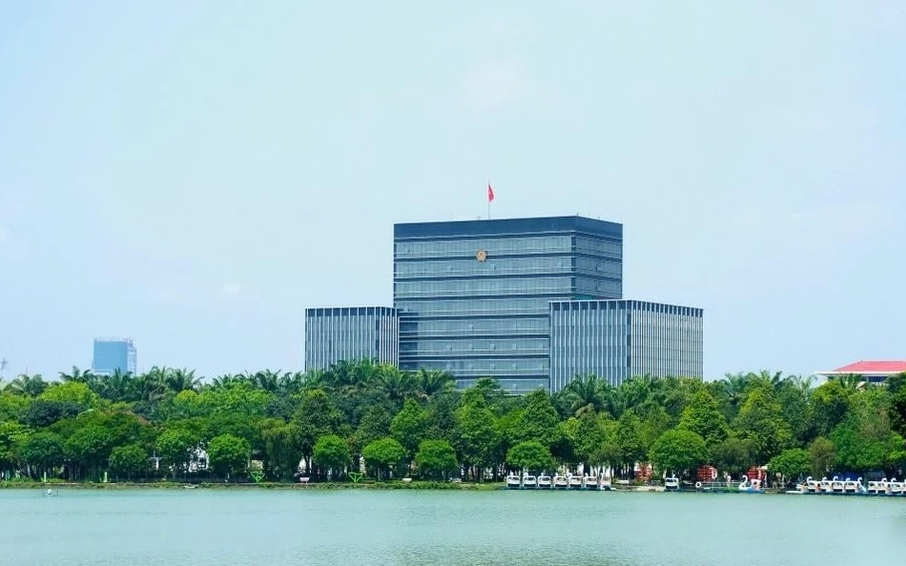 Ủy ban nhân dân tỉnh Nghệ An thông báo giờ làm việc mùa Hè