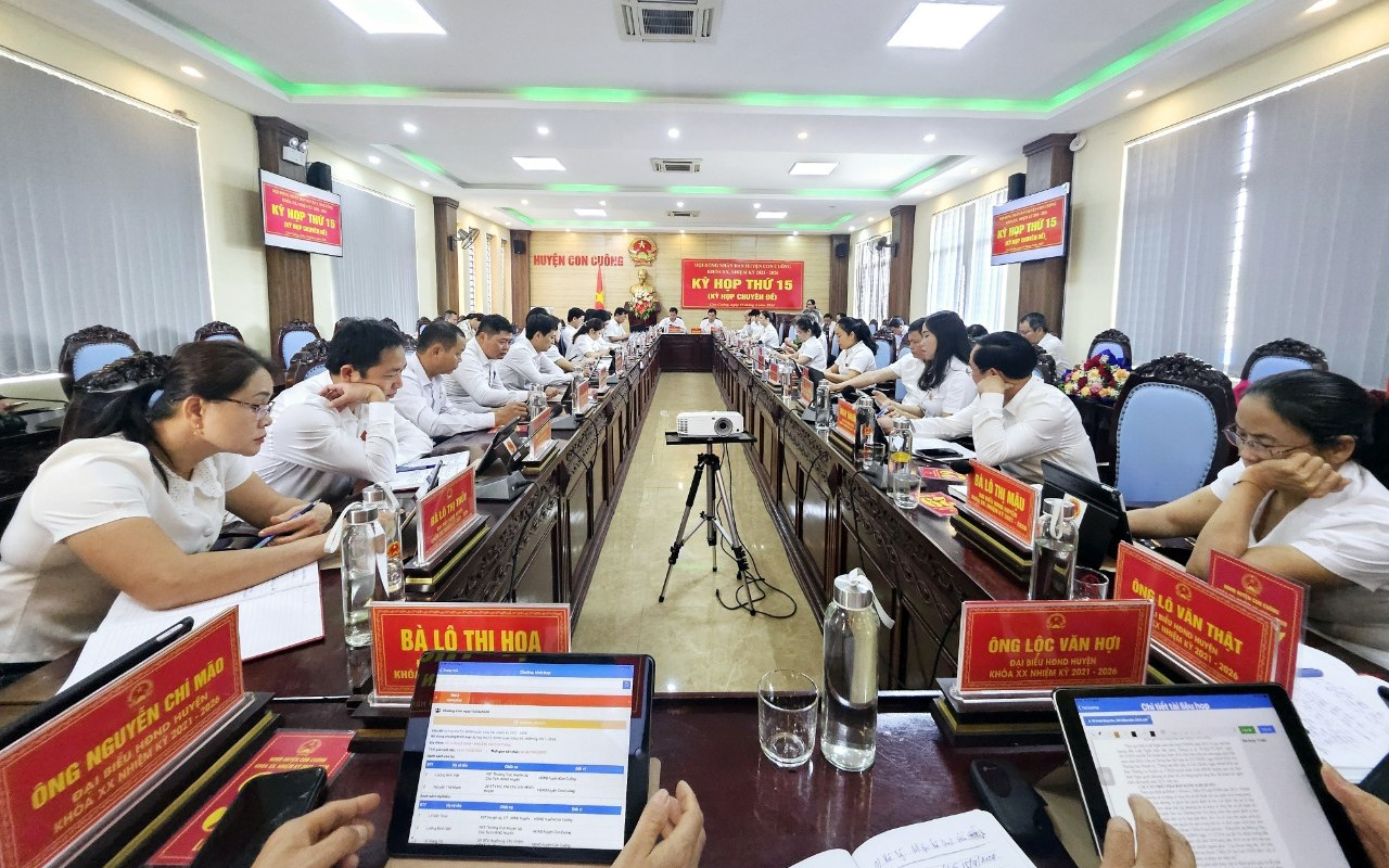 Kỳ họp thứ 15 HĐND huyện Con Cuông thông qua nhiều nội dung quan trọng về phát triển kinh tế - xã hội