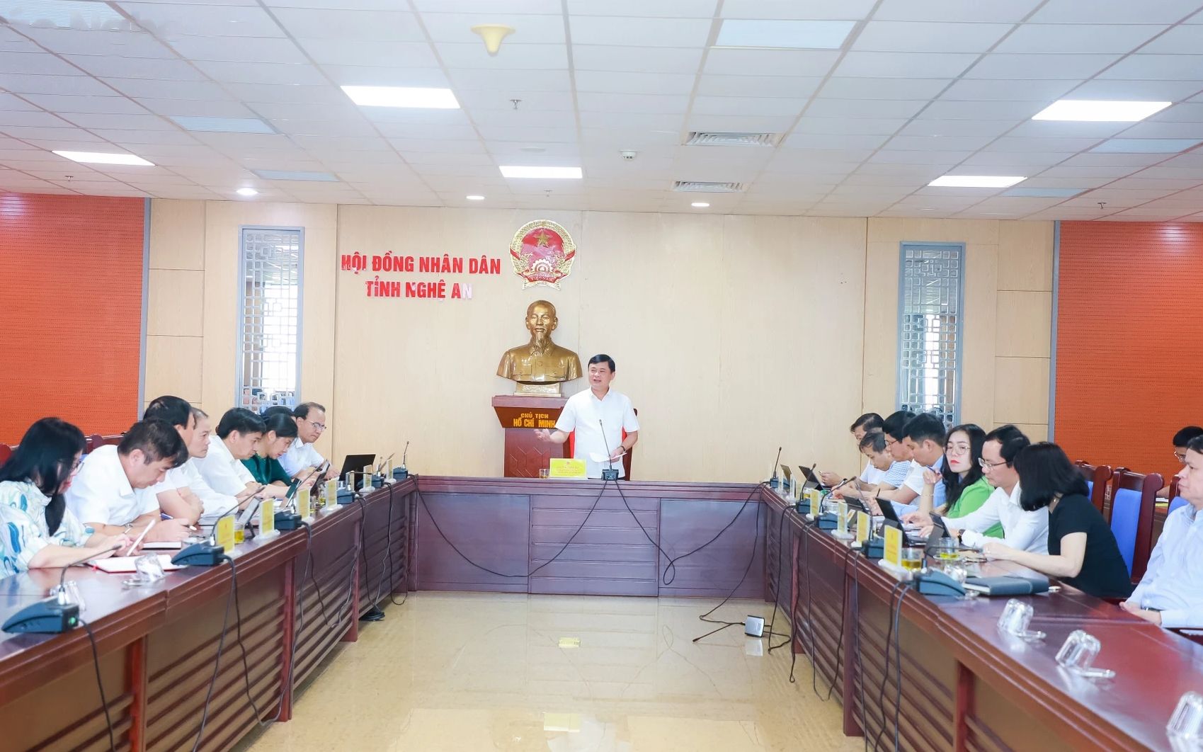 Thường trực HĐND tỉnh Nghệ An thống nhất đổi mới khung thời gian tổ chức kỳ họp thường lệ giữa năm 2024 của HĐND tỉnh