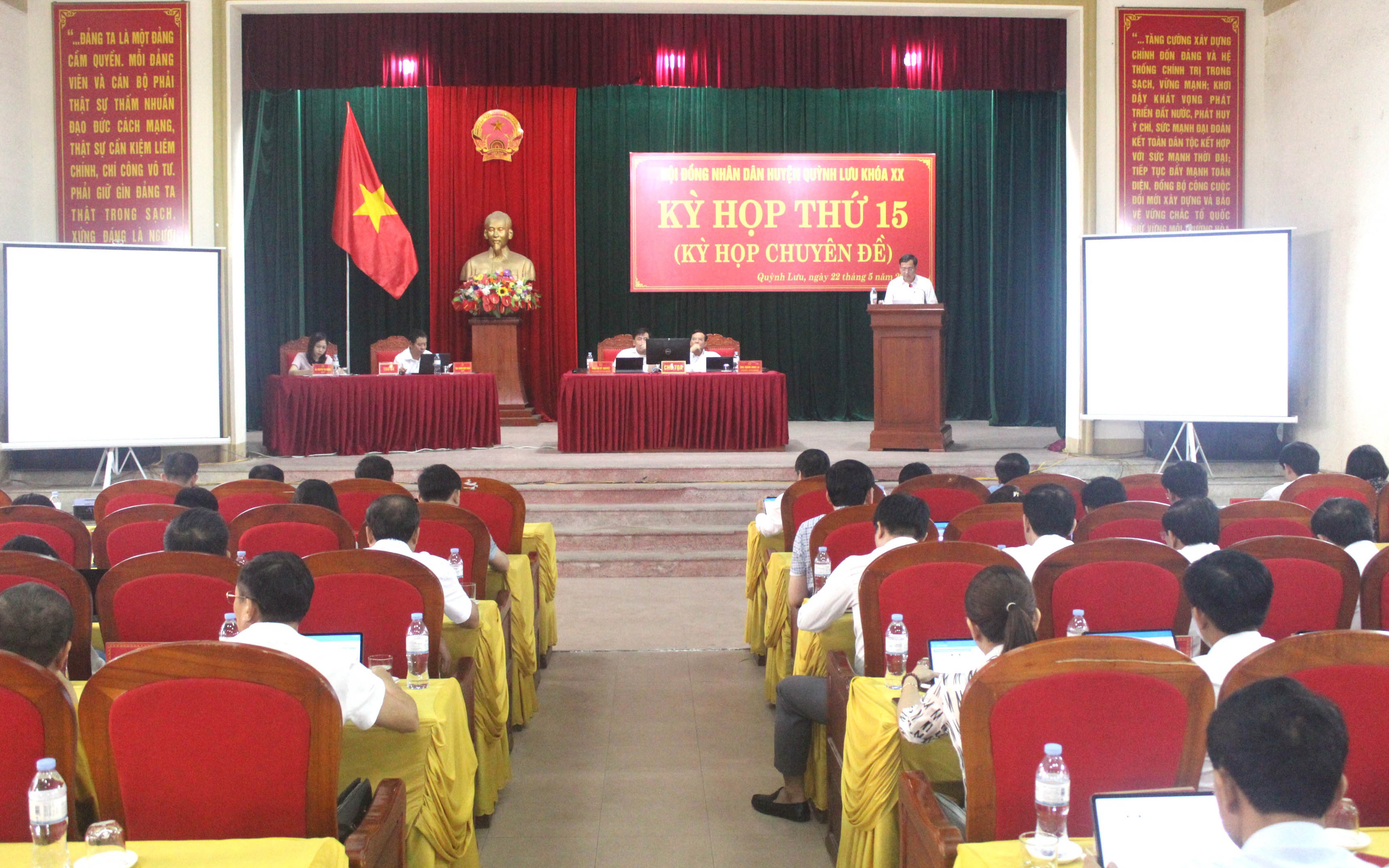 HĐND huyện Quỳnh Lưu thông qua Nghị quyết tán thành chủ trương sắp xếp đơn vị hành chính cấp xã giai đoạn 2023 – 2025