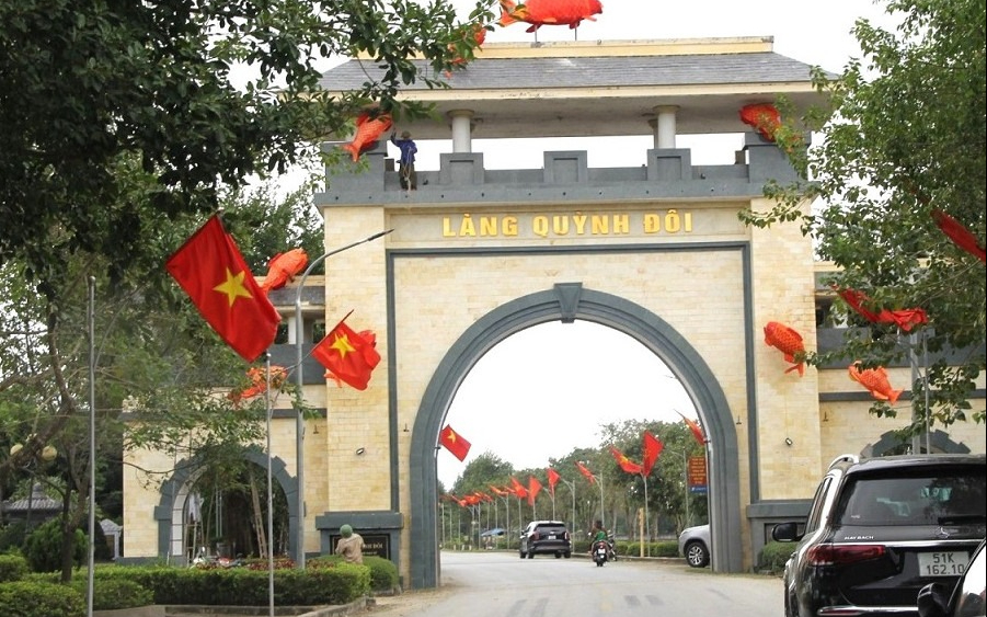 Tạm dừng sáp nhập quê 'Bà chúa thơ Nôm' Hồ Xuân Hương